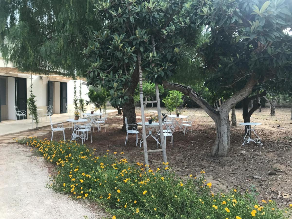 Tenuta Castelle Cutrofiano Exteriör bild