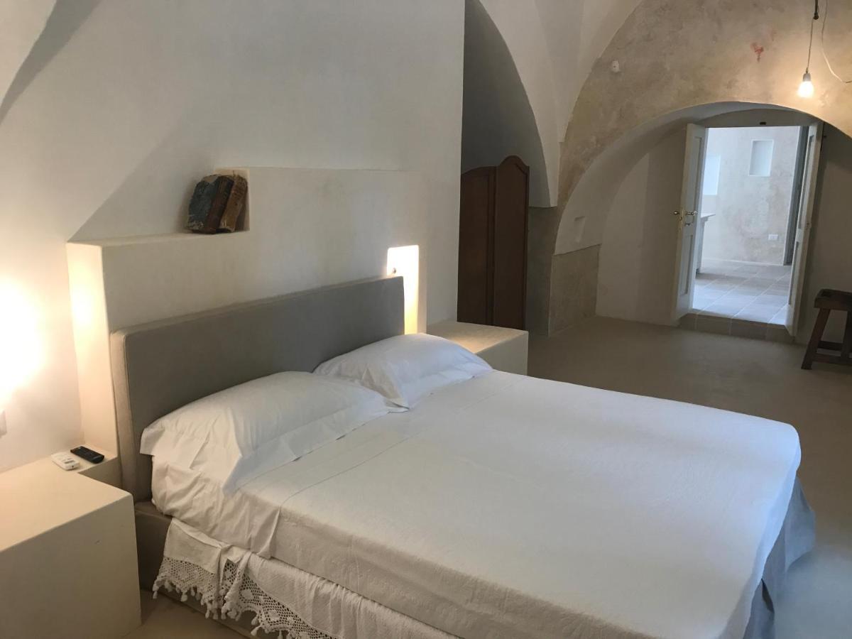 Tenuta Castelle Cutrofiano Exteriör bild