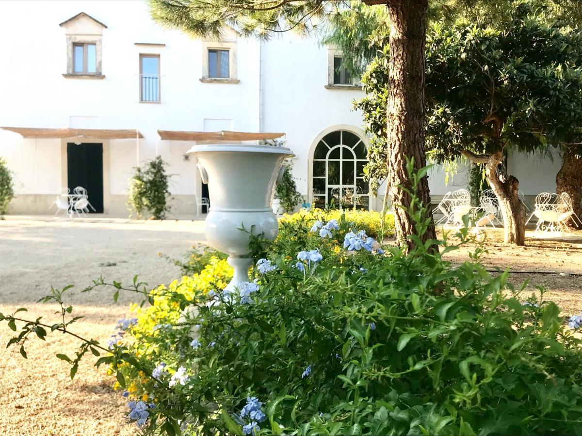 Tenuta Castelle Cutrofiano Exteriör bild
